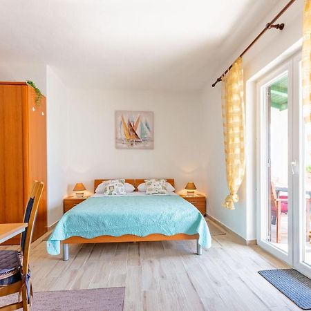 Mare-More Studio W Balcony And Beach Front And View ザダル エクステリア 写真