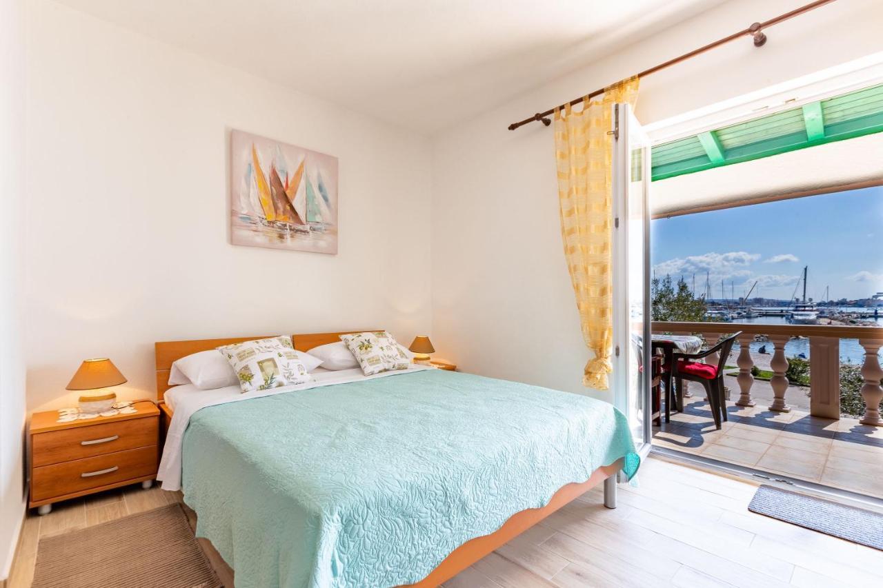 Mare-More Studio W Balcony And Beach Front And View ザダル エクステリア 写真